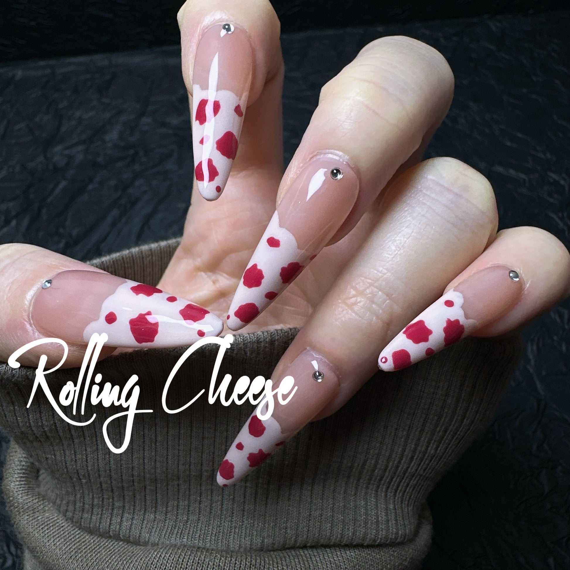 🍓 Strawberry Cream Press-On Nails – Sweet & Spicy Retro Vibes