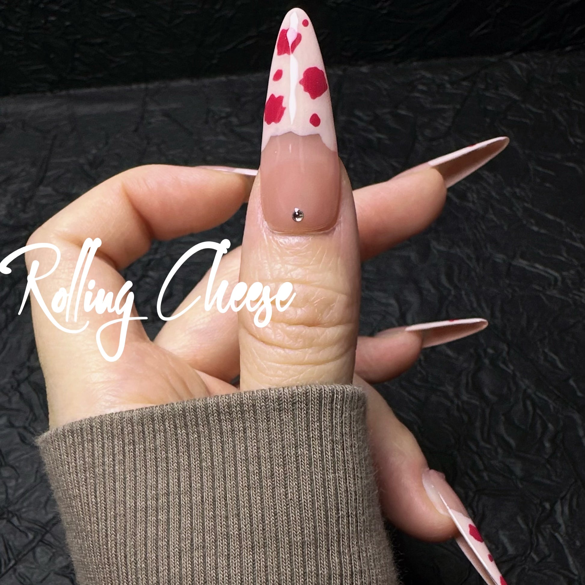 🍓 Strawberry Cream Press-On Nails – Sweet & Spicy Retro Vibes