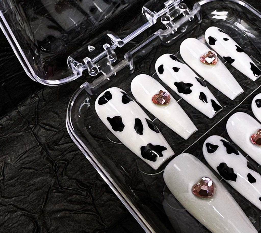 🐄 Cow Print Press-On Nails with Pink Heart Gems – Y2K Cute & Bold