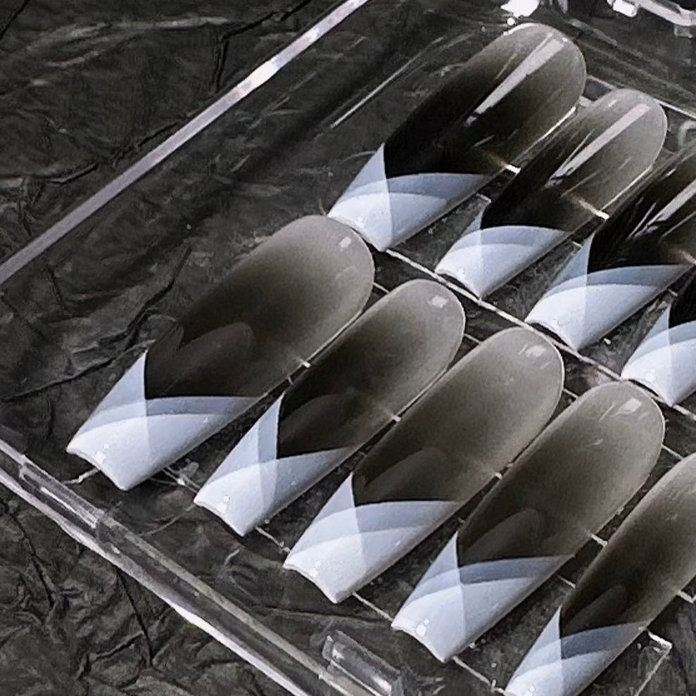 🖤 Monochrome Edge – Black & Gray Ombré French Tip Press-On Nails