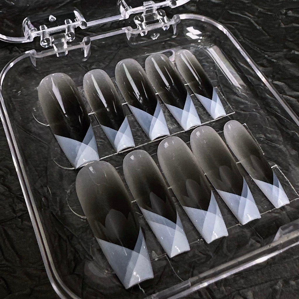 🖤 Monochrome Edge – Black & Gray Ombré French Tip Press-On Nails