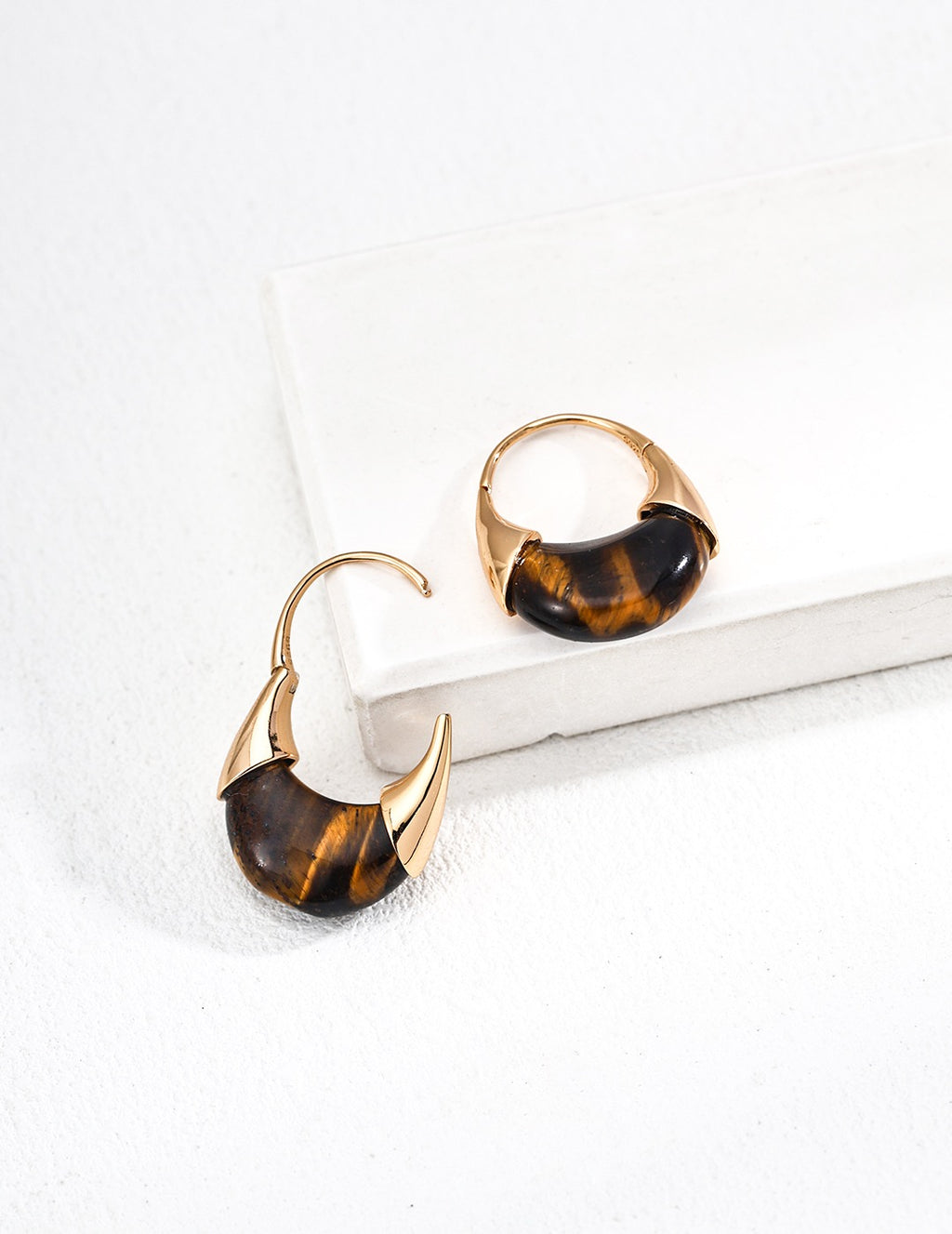 S925 Vintage Tiger Eye Hoop Earrings – Statement Design in Antique Gold