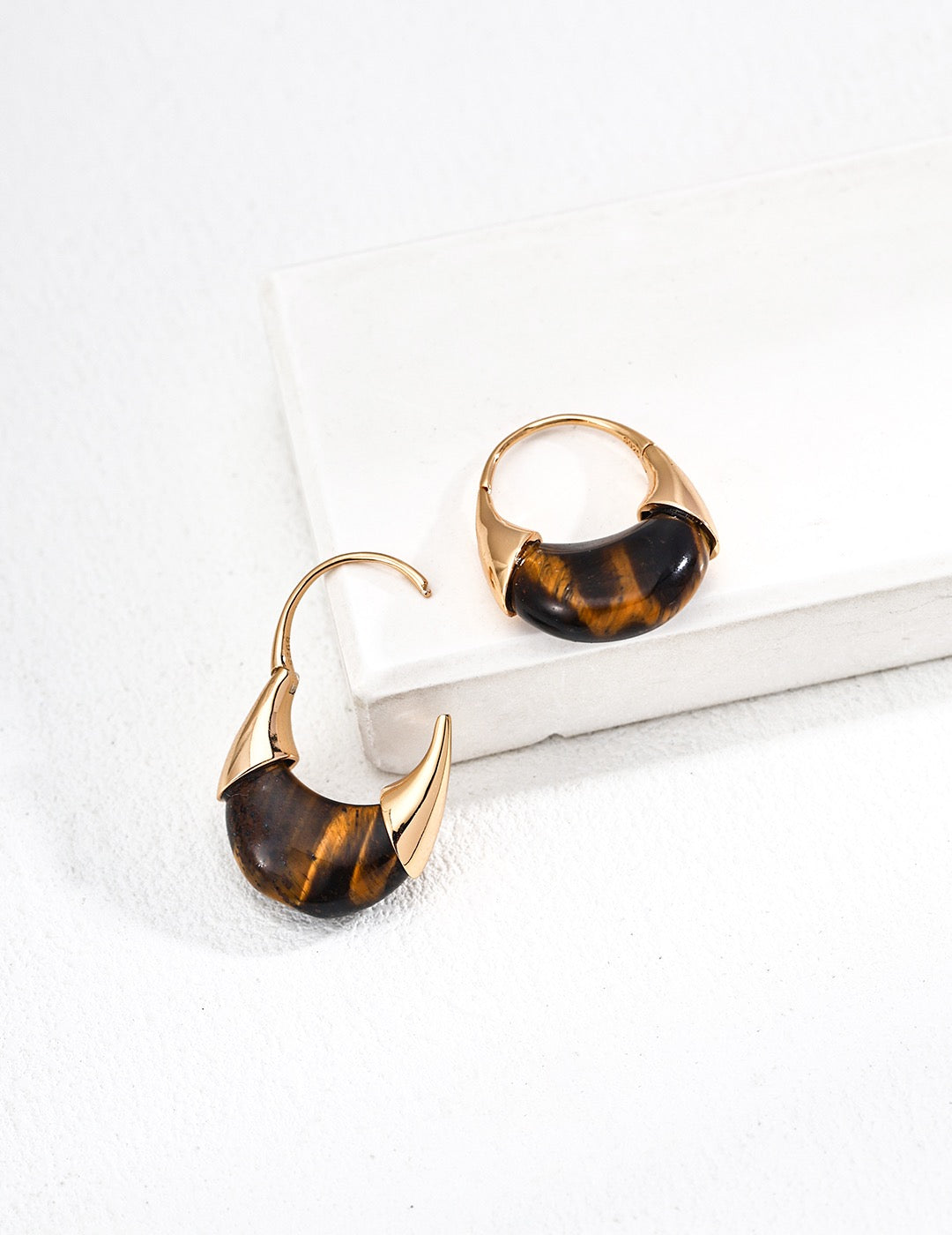 S925 Vintage Tiger Eye Hoop Earrings – Statement Design in Antique Gold