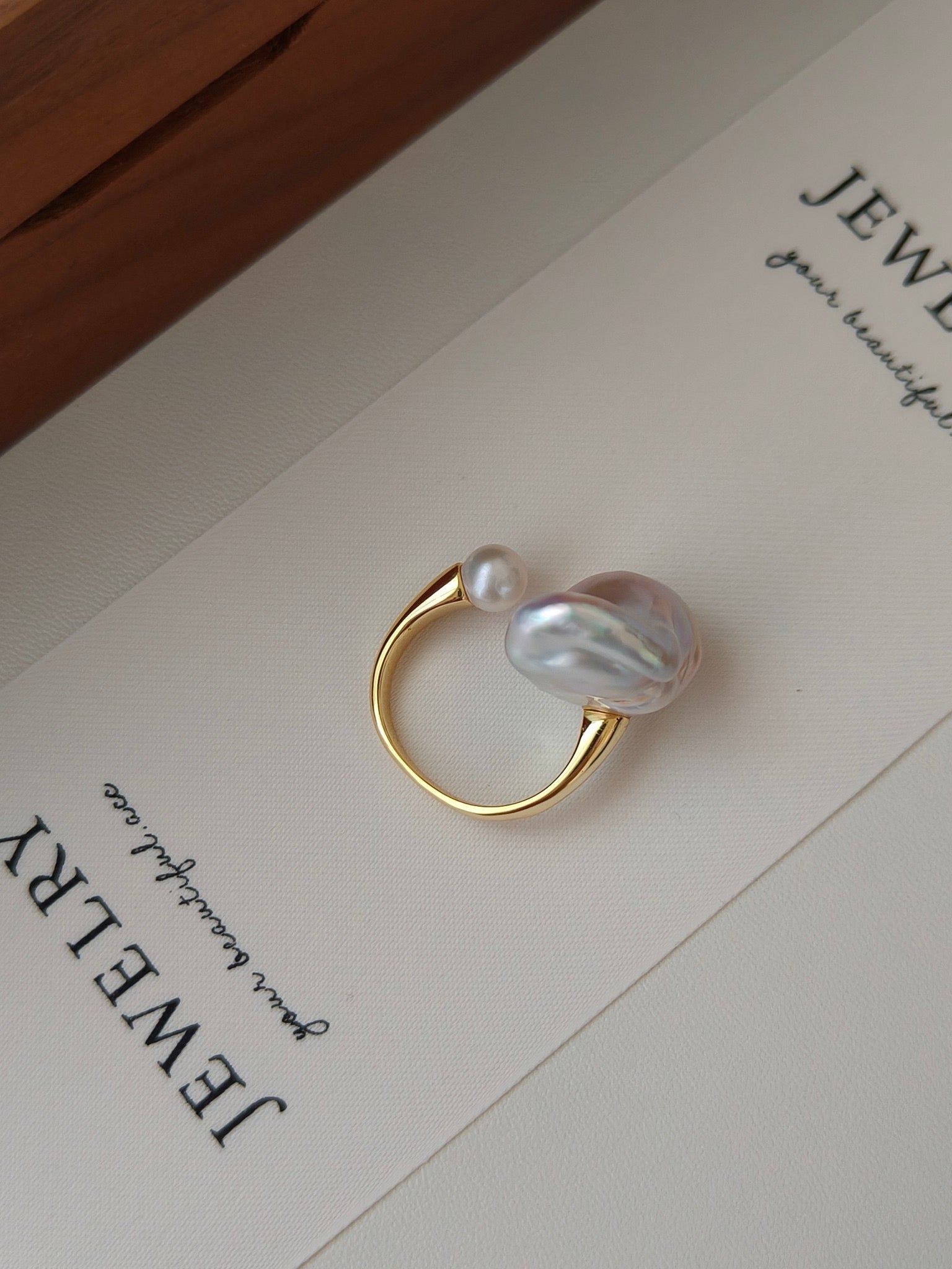 💍14K Gold-Filled Baroque Pearl Ring – Adjustable Minimalist Statement Design