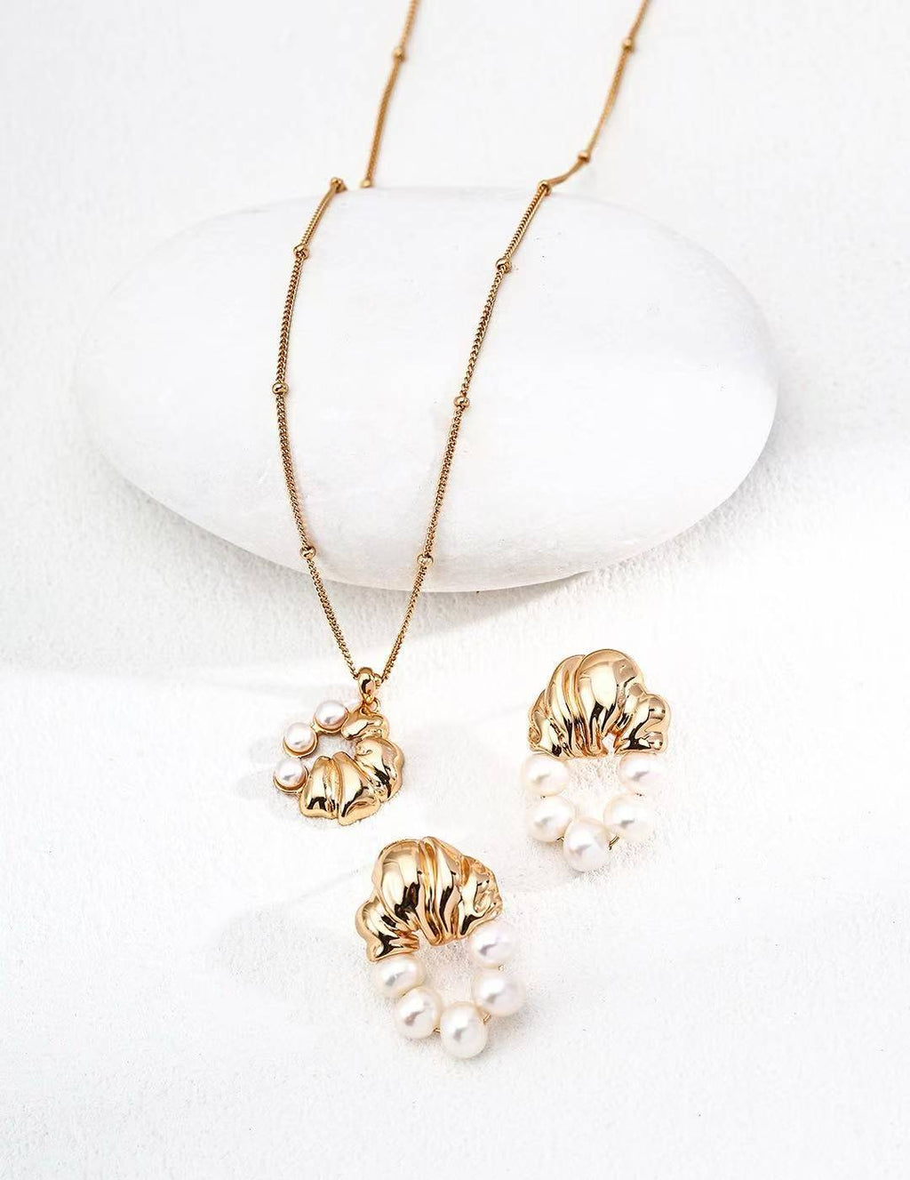 S925 Vintage Gold Pearl Pendant Necklace – Adjustable Retro Baroque Jewelry