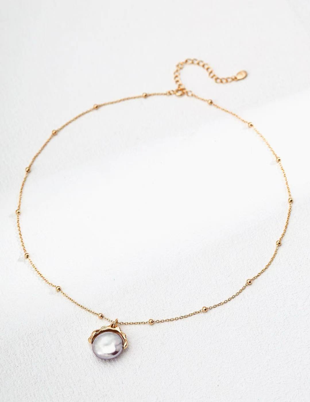 S925 Vintage Pearl Pendant Necklace – Natural Baroque Pearl with Gold-Plated Silver Chain