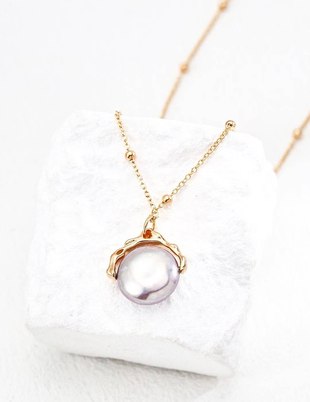 S925 Vintage Pearl Pendant Necklace – Natural Baroque Pearl with Gold-Plated Silver Chain