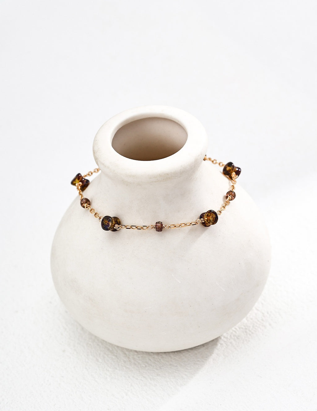 S925 Minimalist Glass Bead Bracelet – Vintage Gold Plated Adjustable Chain