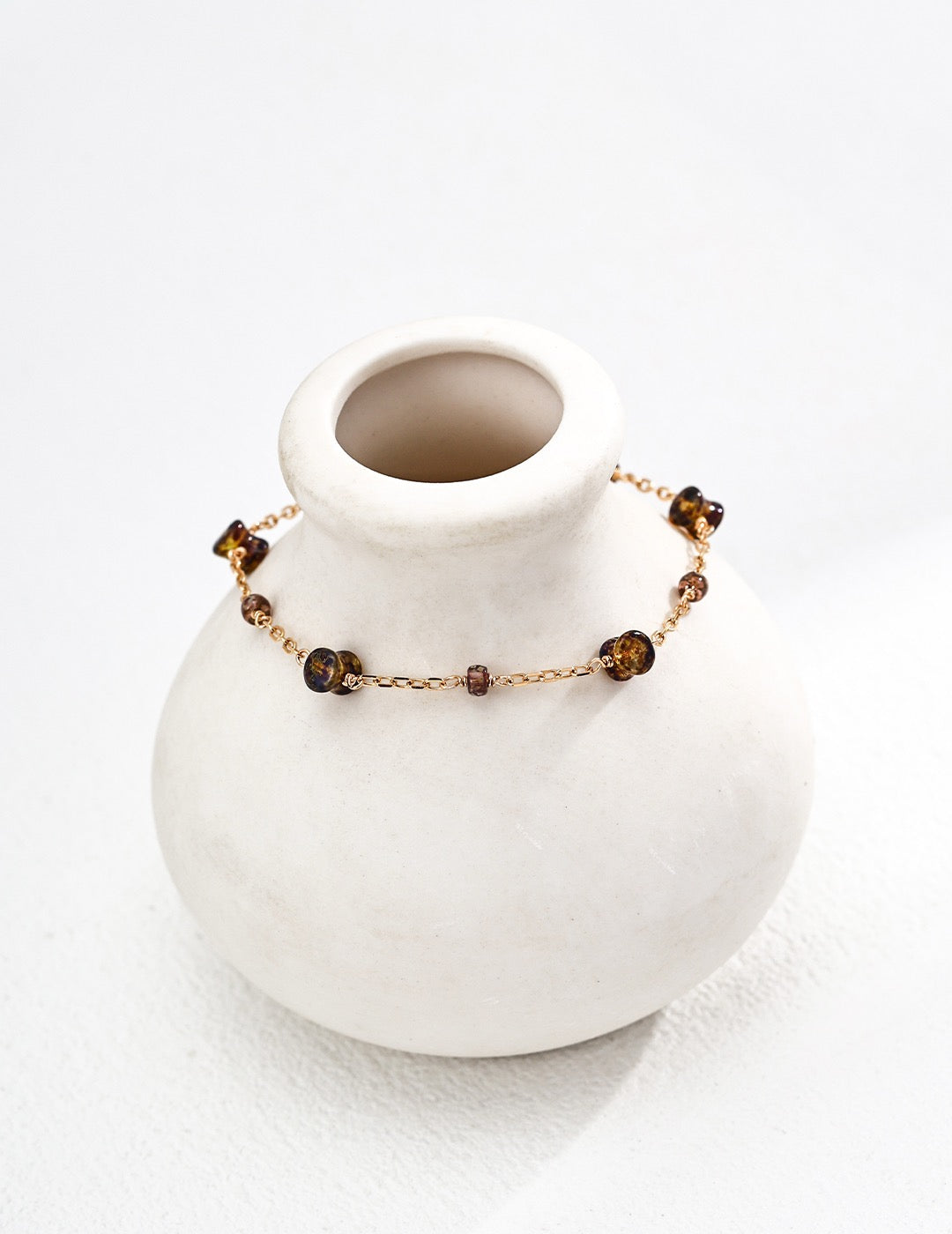 S925 Minimalist Glass Bead Bracelet – Vintage Gold Plated Adjustable Chain